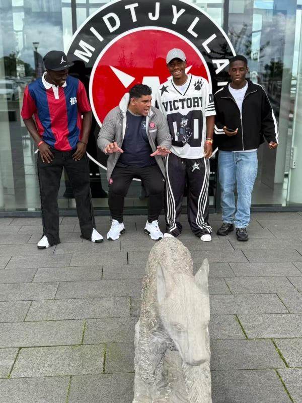 专访中日德兰总监：胡荷韬很棒！中国球员留洋考验…