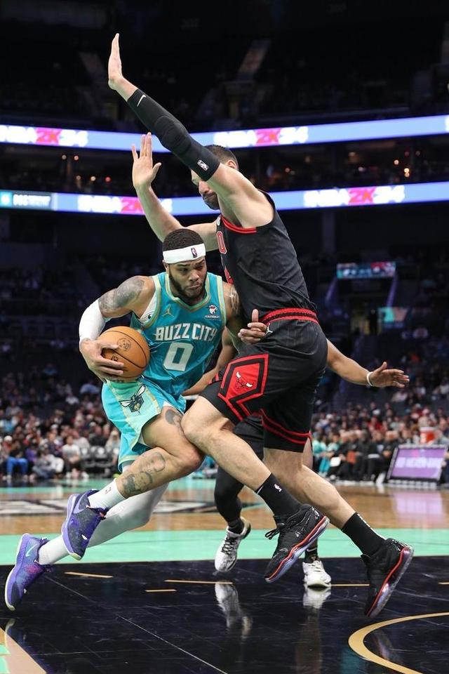 PG电子游戏试玩-他曾一拳打丢1.9亿！6年熬成烂队钉子户 比傀儡老大更像一哥|黄蜂|布里奇斯|迈尔斯-布里奇斯|迈尔斯·布里奇斯|夏洛特黄蜂队_新浪体育_新浪新闻